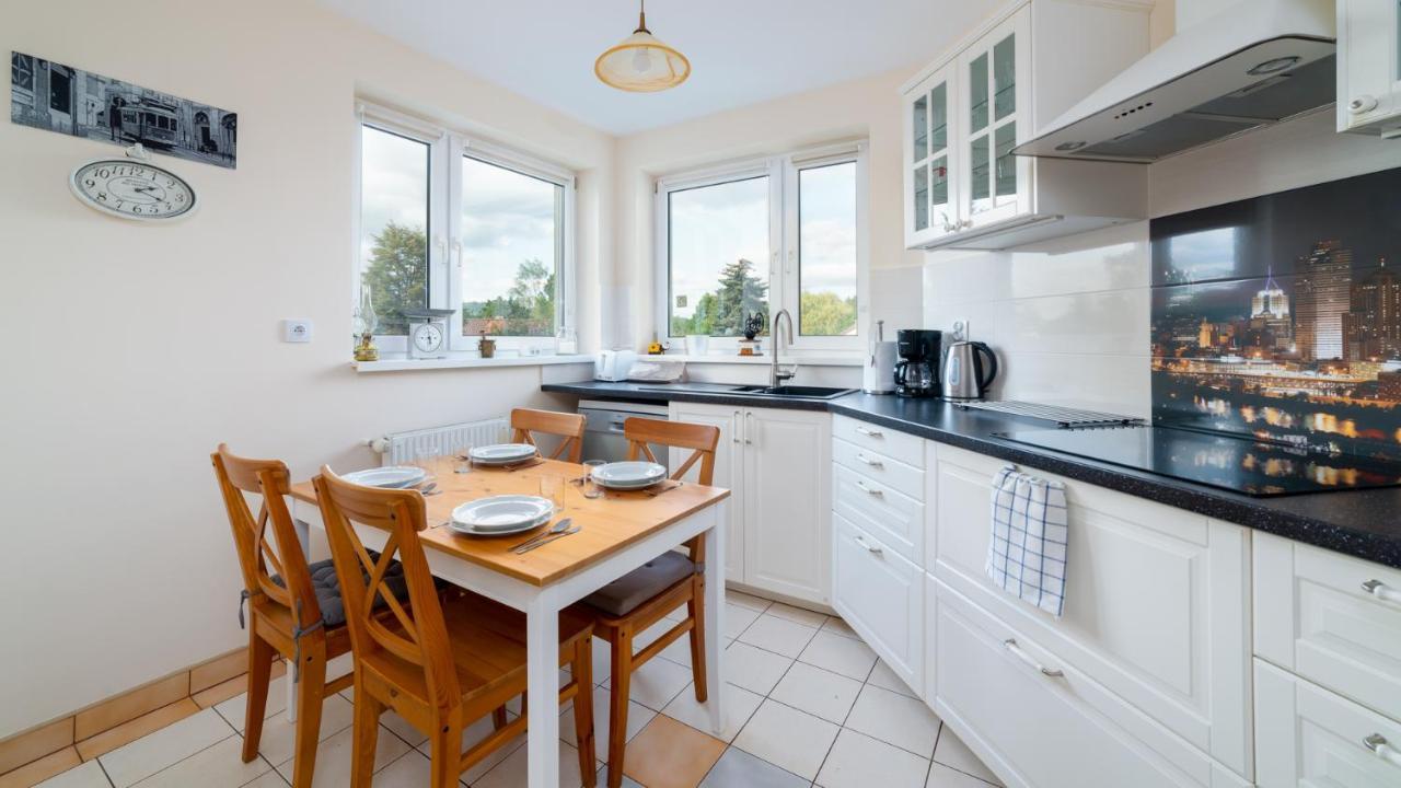 يلينيا غورا Apartamenty Everysky - Sobieszowska 28C المظهر الخارجي الصورة
